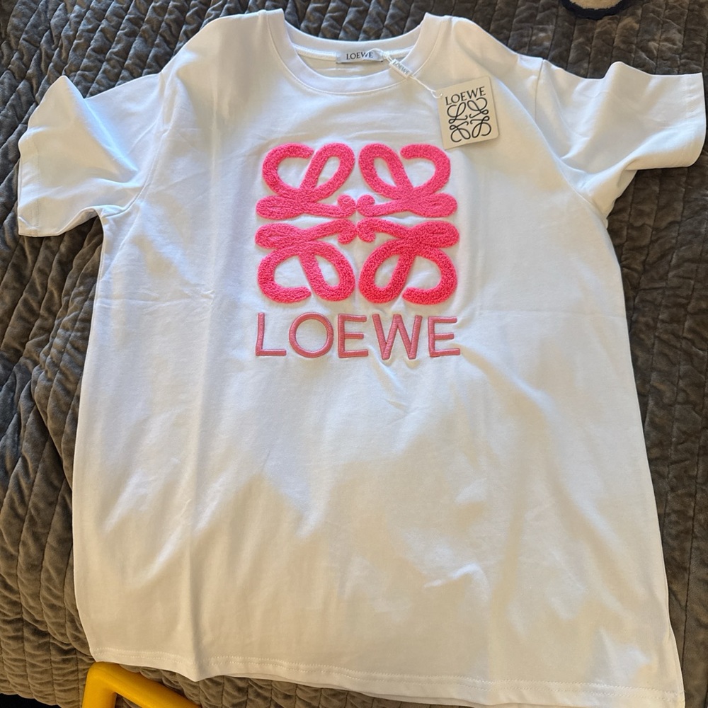 Loewe Pink Logo White Short Sleeve Tee